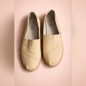 TOMS Men's Beige Canvas Slip-Ons